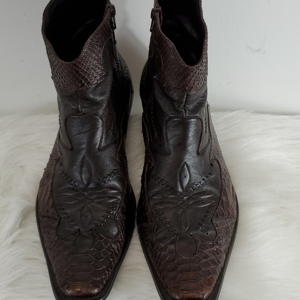 Banana Blues Rattler boots